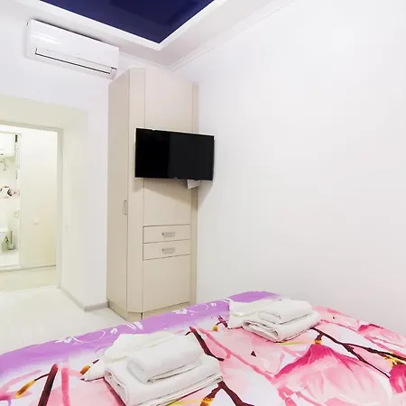 Garden On Deribasovskaya *