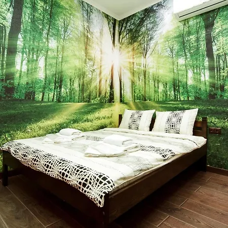 Garden On Deribasovskaya *