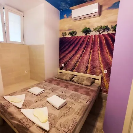 Garden On Deribasovskaya * Odessa